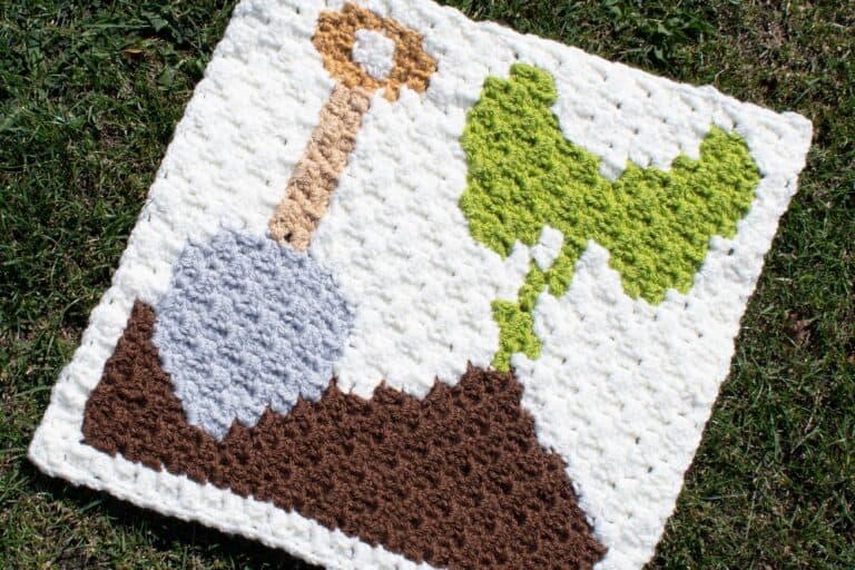 FREE Overlay Mosaic Crochet Chart Nordic Baubles Mosaic Nordic CAL