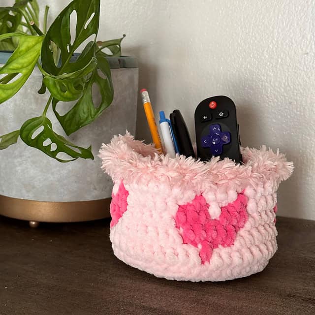 Mosaic Hearts Basket by Juniper and Oakes