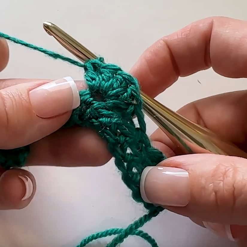 How to Crochet the Shell Stitch - Row 1-4